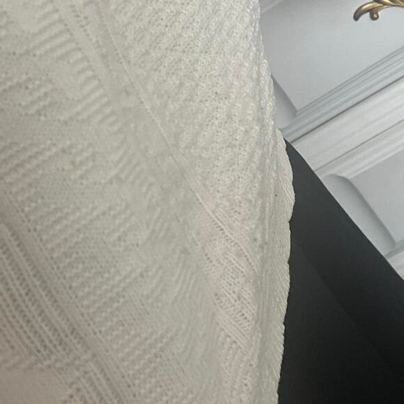 Vintage white sweater size large - Picture 7 of 7